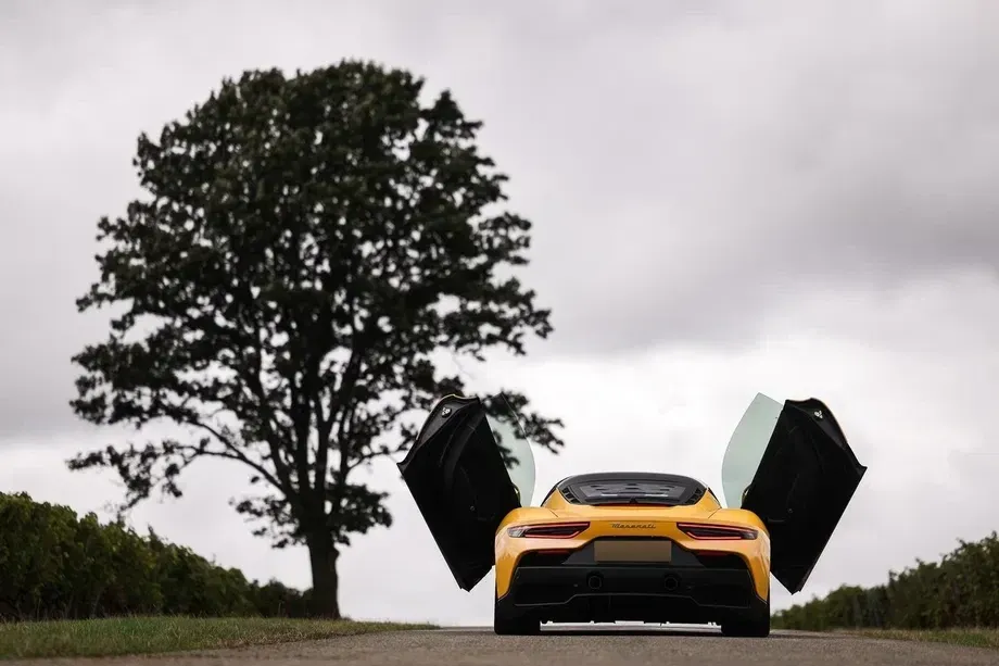 Maserati MC20 — imagine 8