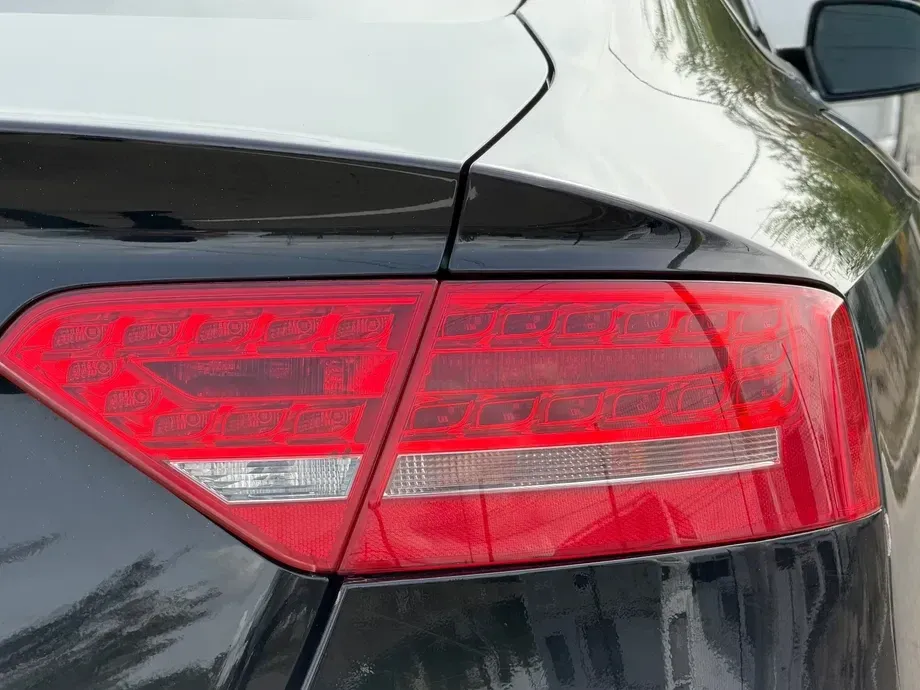 Audi A5 Sportback 8T 2.7 TDI Multitronic — imagine 9