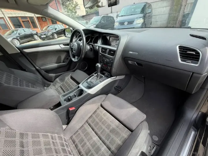 Audi A5 Sportback 8T 2.7 TDI Multitronic