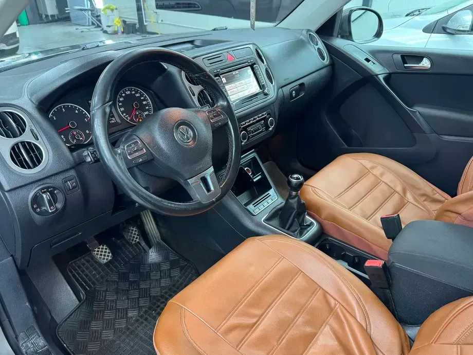 Volkswagen Tiguan I 2.0 TDI DPF 4Motion Team — imagine 6