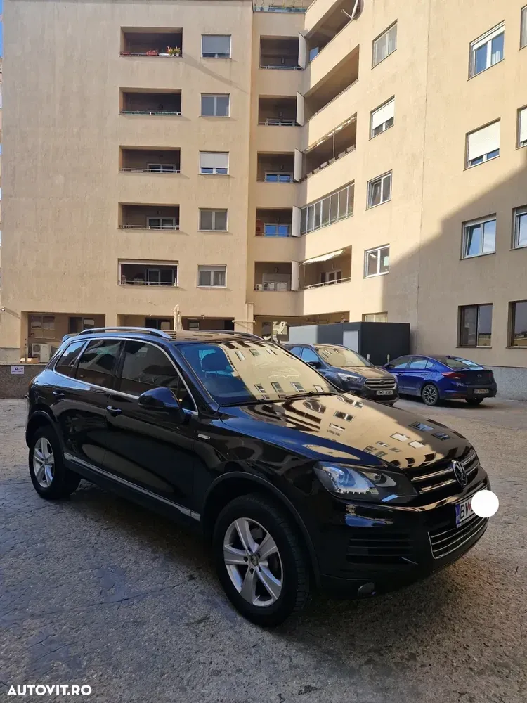 Volkswagen Touareg 3.0 V6 TDI BMT Terrain Tech — imagine 3