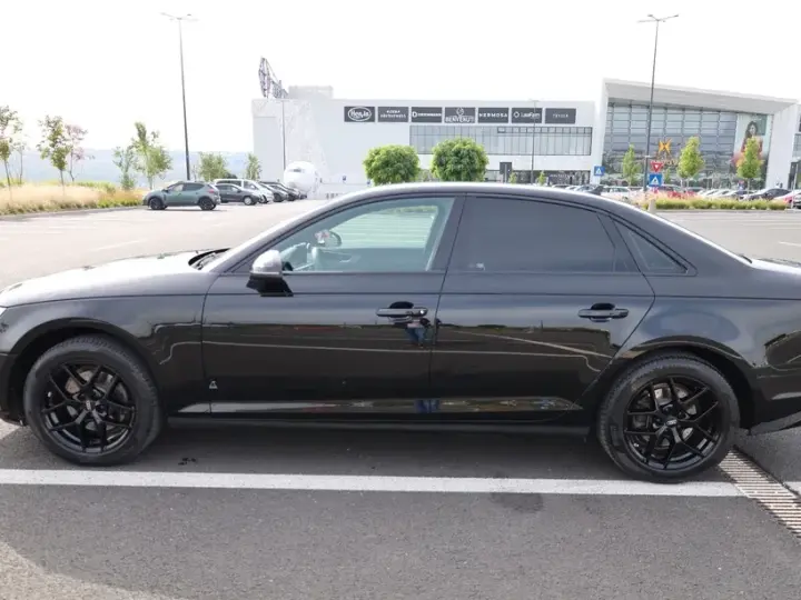 Audi A4 Limuzina B9