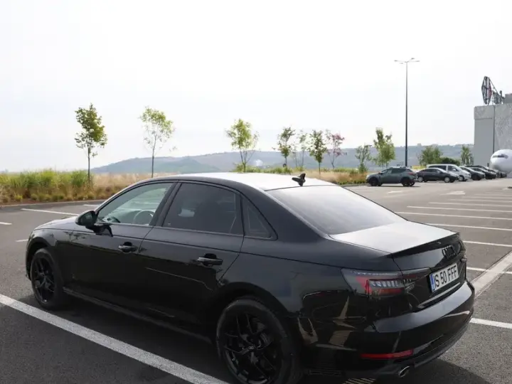 Audi A4 Limuzina B9
