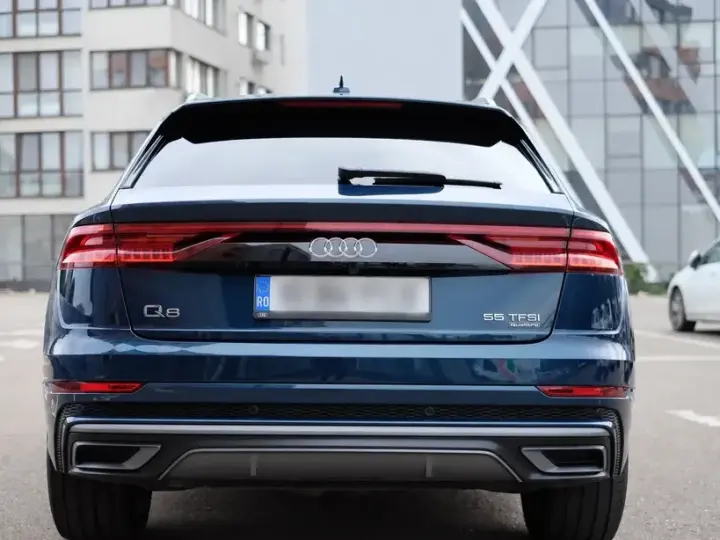 Audi Q8 3.0 55 TFSI quattro Tiptronic MHEV