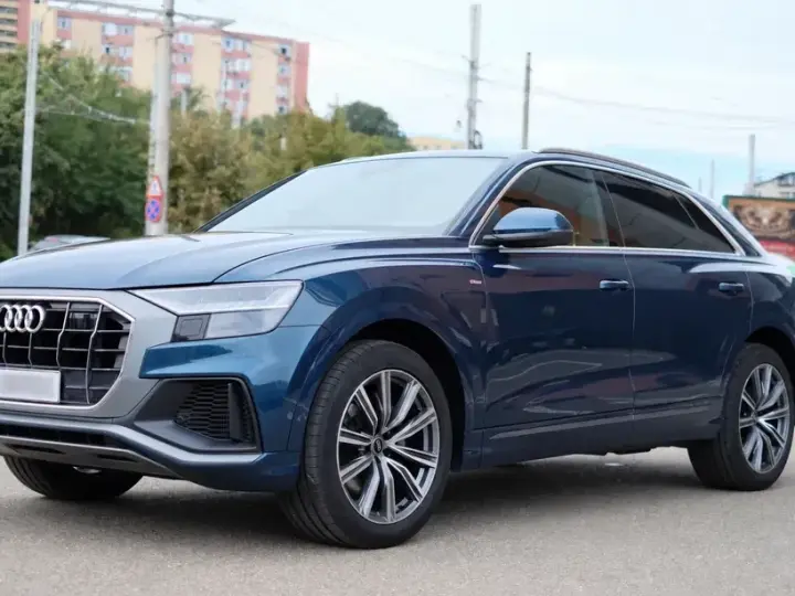 Audi Q8 3.0 55 TFSI quattro Tiptronic MHEV
