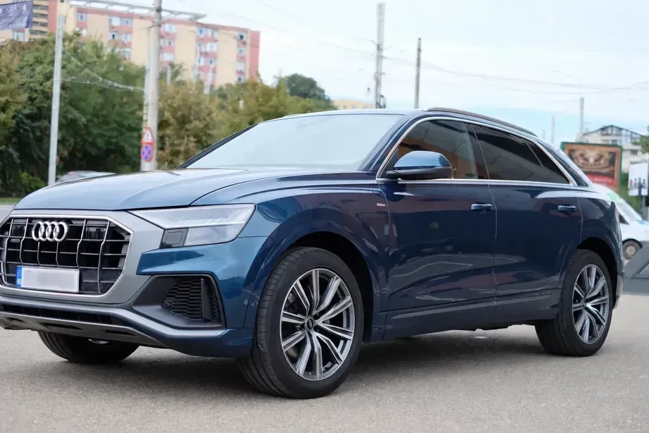 Audi Q8 3.0 55 TFSI quattro Tiptronic MHEV — imagine 6