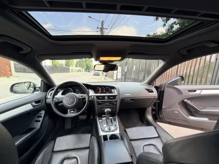 Audi A5 Coupé 2.0 TDI quattro Stronic