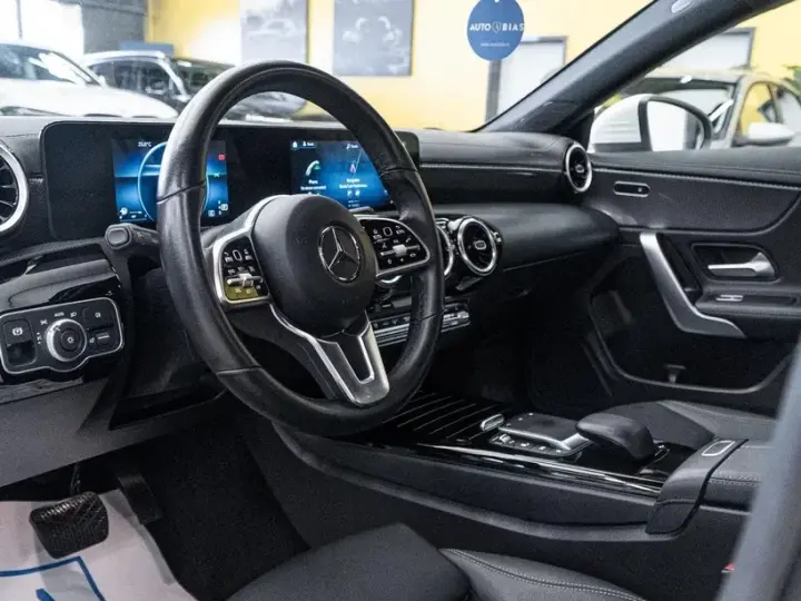Mercedes-Benz CLA 180 d 8G-DCT Progressive Line Advanced