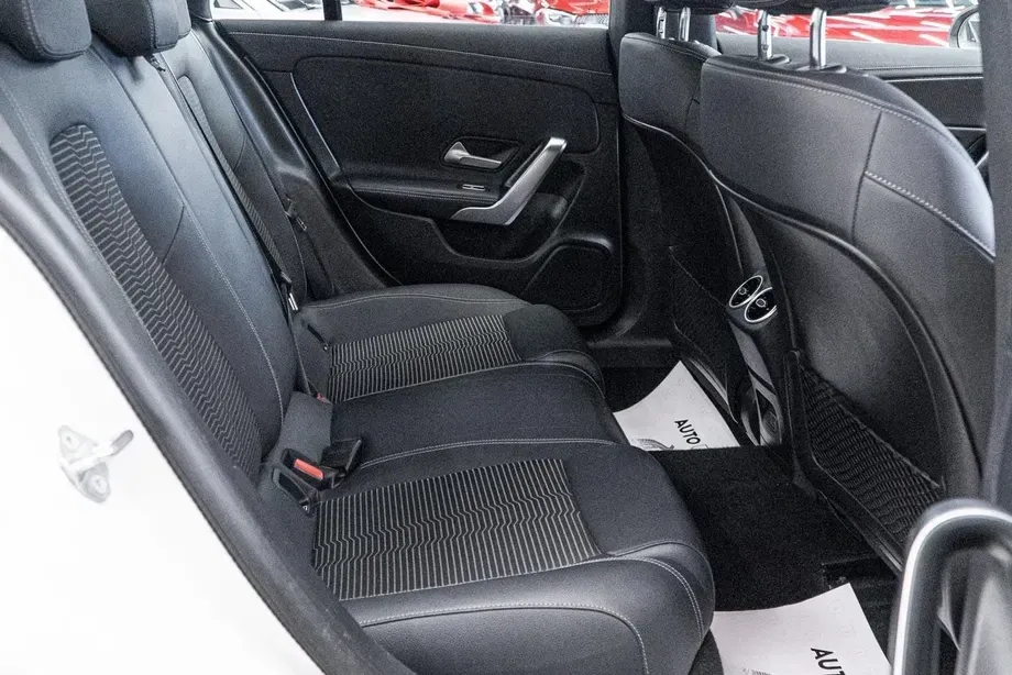 Mercedes-Benz CLA 180 d 8G-DCT Progressive Line Advanced — imagine 8