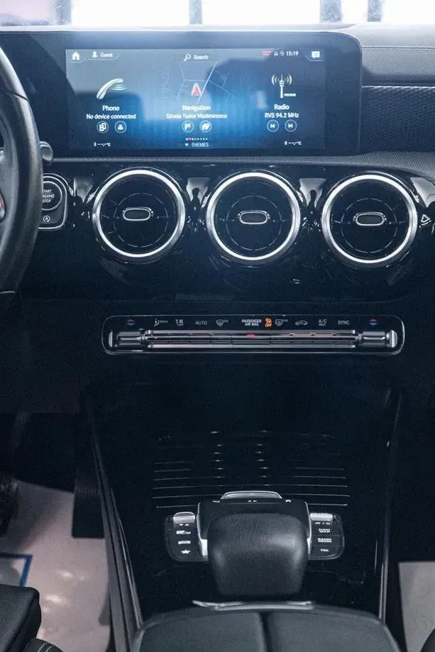 Mercedes-Benz CLA 180 d 8G-DCT Progressive Line Advanced — imagine 4