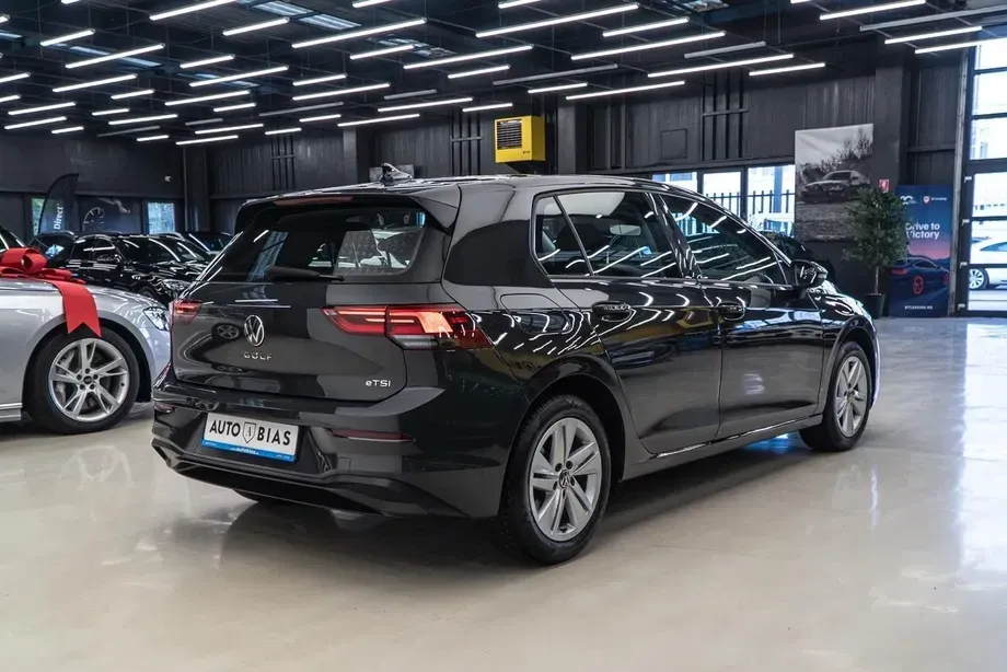 Volkswagen Golf 1.0 eTSI MHEV 110CP DSG Life — imagine 7