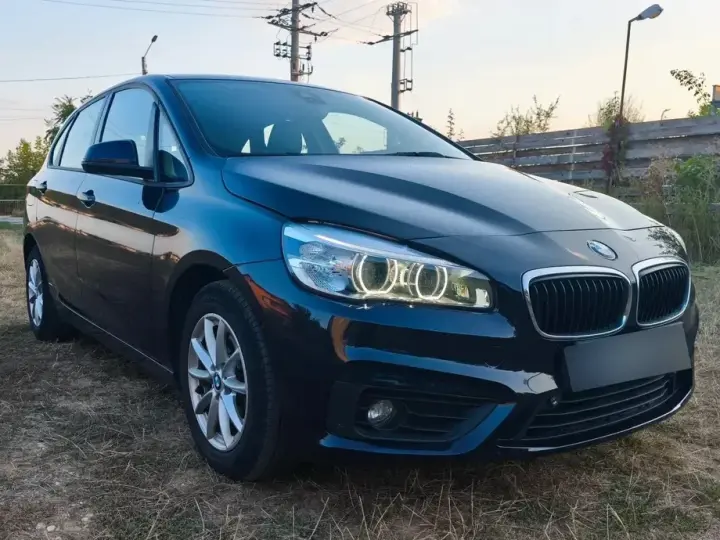 BMW Seria 2 220d xDrive AT Advantage