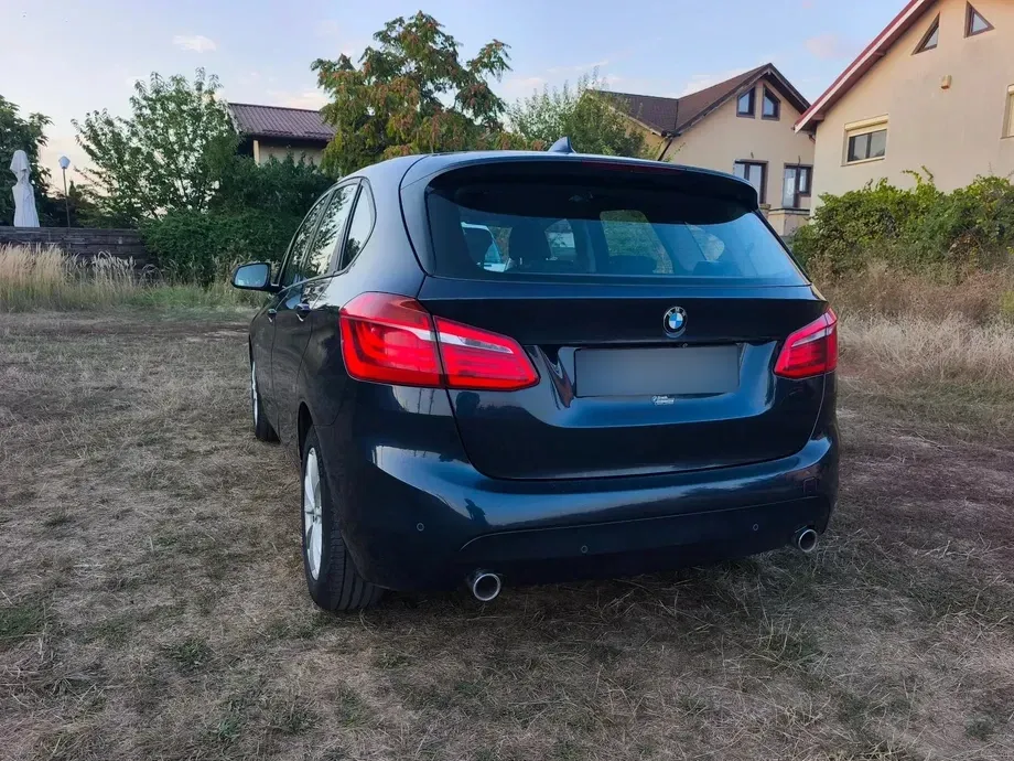 BMW Seria 2 220d xDrive AT Advantage — imagine 5