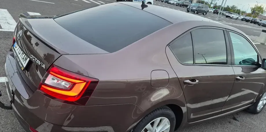Škoda Octavia III 2.0 TDI Style — imagine 4