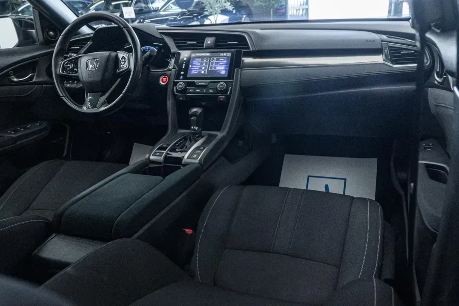 Honda Civic 1.0 VTEC Turbo CVT Elegance — imagine 2