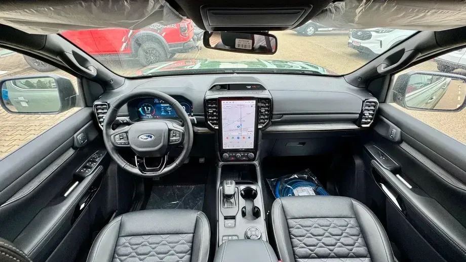 Ford Ranger III 2.3 EcoBoost 278 CP 4x4 Double Cab PHEV Platinum — imagine 3