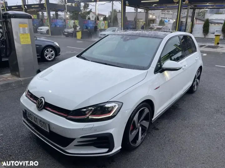 Volkswagen Golf GTI 2.0 TSI OPF Performance