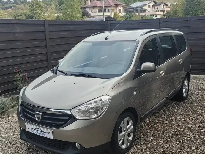 Dacia Lodgy 1.5 dCi 109 CP Laureate