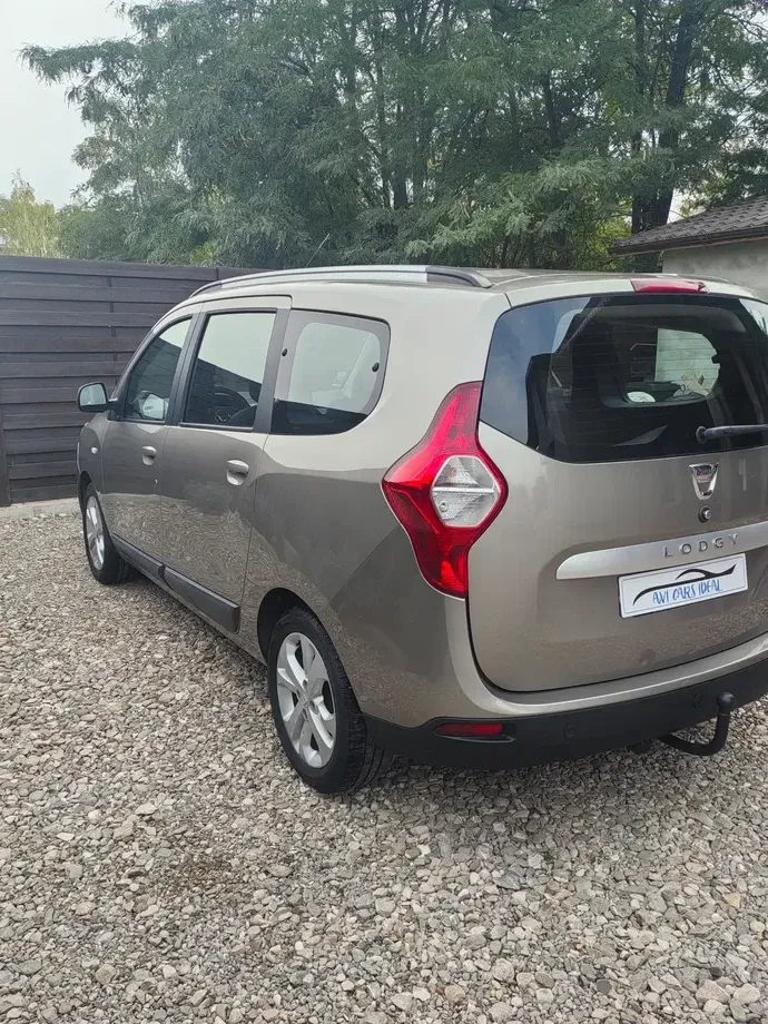 Dacia Lodgy 1.5 dCi 109 CP Laureate — imagine 5