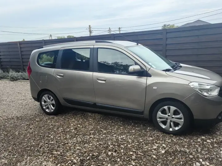 Dacia Lodgy 1.5 dCi 109 CP Laureate