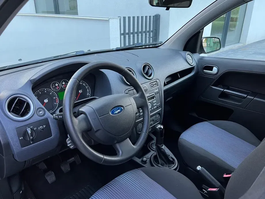 Ford Fusion 1.6 Plus — imagine 4