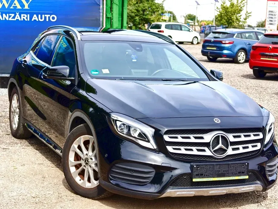Mercedes-Benz GLA X156 250 4MATIC 7G-DCT AMG Line — imagine 4