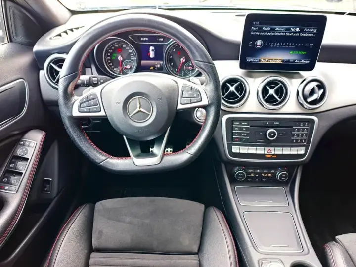 Mercedes-Benz GLA X156 250 4MATIC 7G-DCT AMG Line