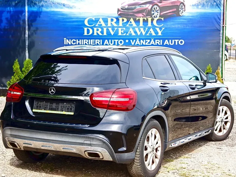 Mercedes-Benz GLA X156 250 4MATIC 7G-DCT AMG Line — imagine 3