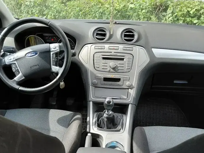 Ford Mondeo II 1.8 TDCi Trend
