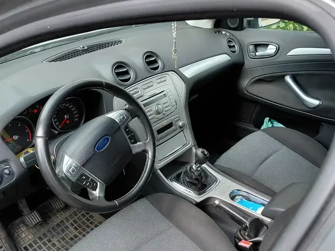 Ford Mondeo II 1.8 TDCi Trend