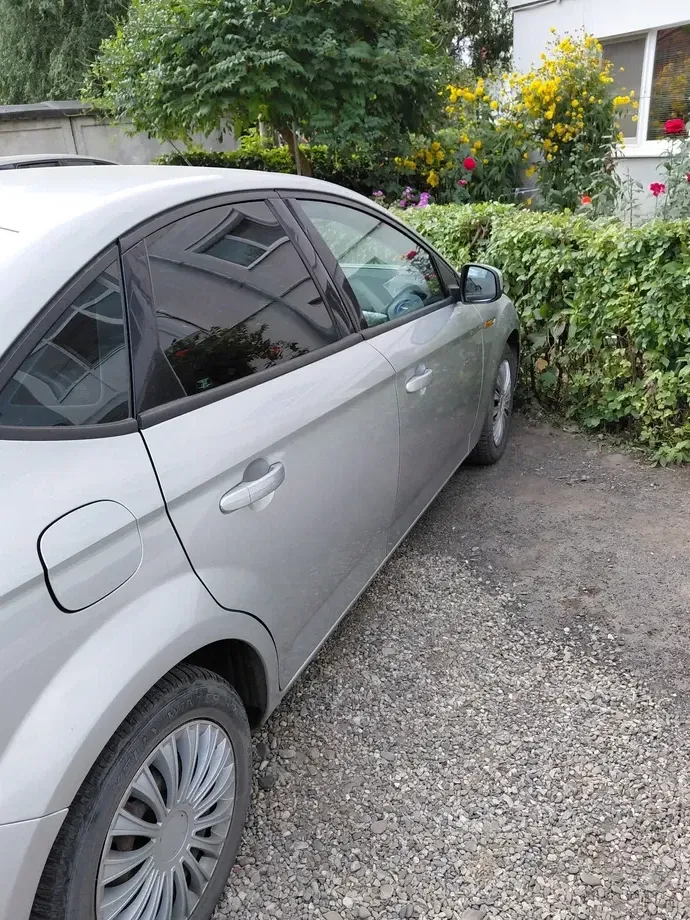Ford Mondeo II 1.8 TDCi Trend — imagine 2