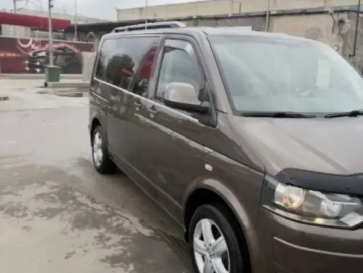 Volkswagen Caravelle