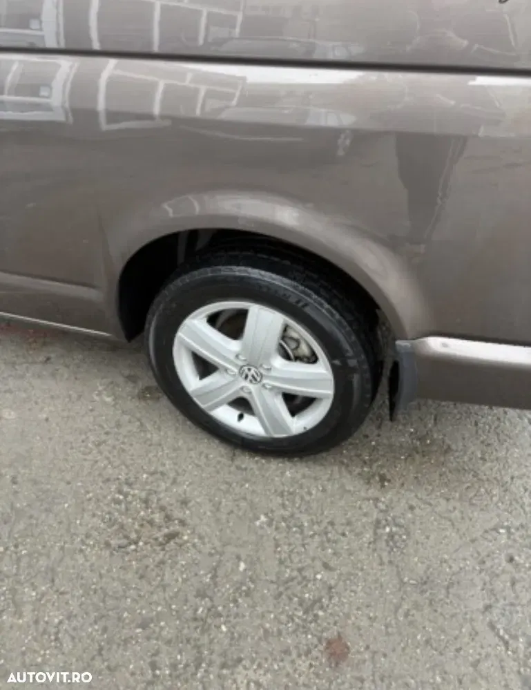Volkswagen Caravelle — imagine 4