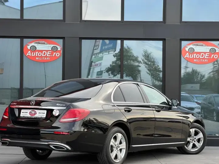 Mercedes-Benz E