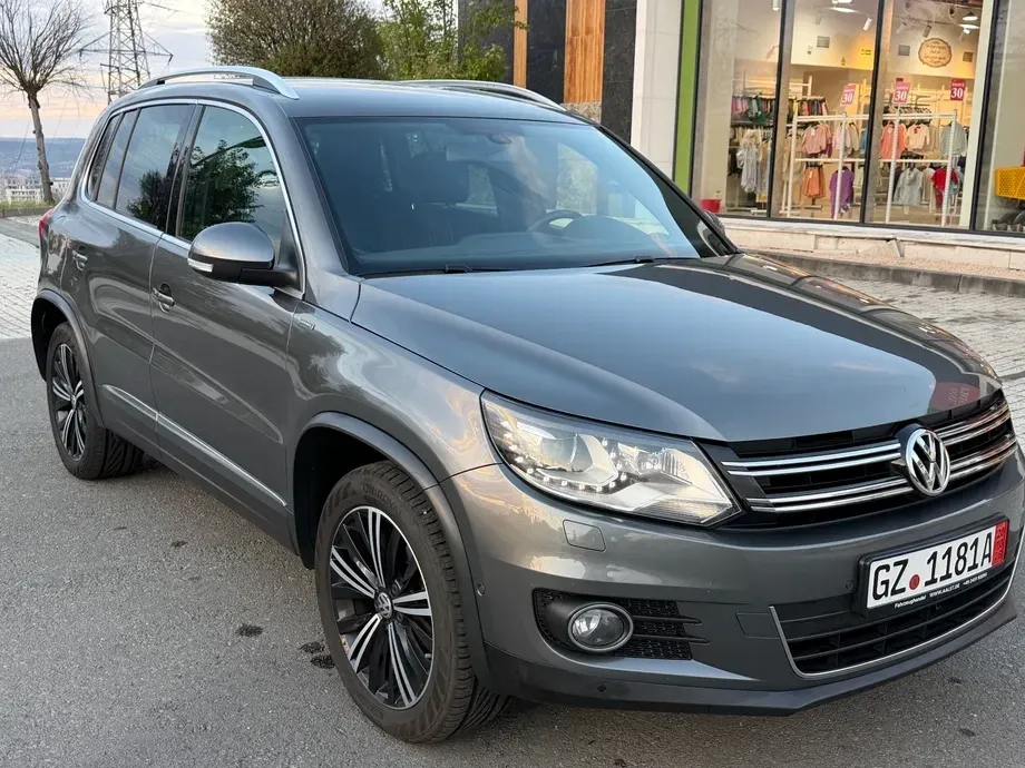 Volkswagen Tiguan 2.0 TDI SCR 4MOTION BlueMotion Technology DSG Lounge Track & Style — imagine 6