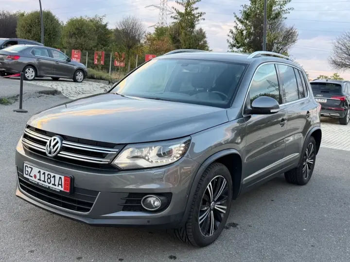 Volkswagen Tiguan 2.0 TDI SCR 4MOTION BlueMotion Technology DSG Lounge Track & Style