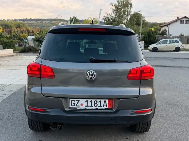 Volkswagen Tiguan 2.0 TDI SCR 4MOTION BlueMotion Technology DSG Lounge Track & Style