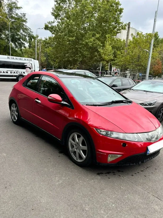 Honda Civic VIII 1.8i Exec — imagine 5