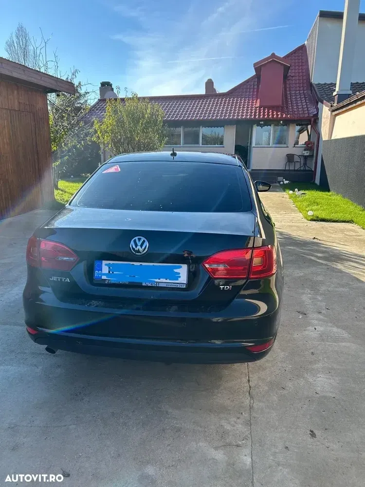 Volkswagen Jetta 1.6 TDI Life — imagine 2