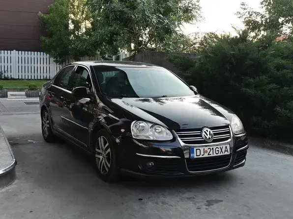 Volkswagen Jetta 2.0 TDI Sportline