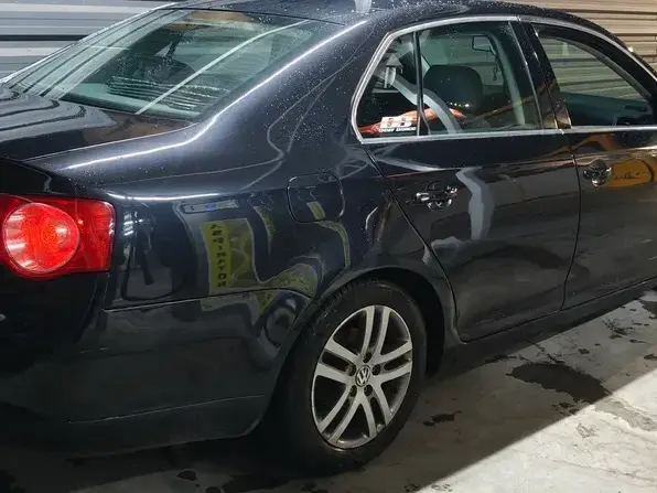 Volkswagen Jetta 2.0 TDI Sportline