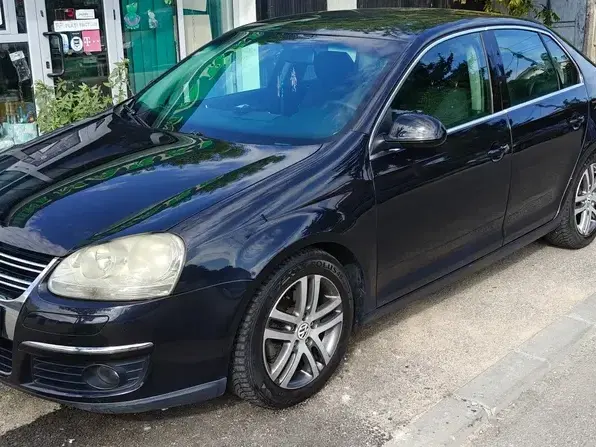 Volkswagen Jetta 2.0 TDI Sportline