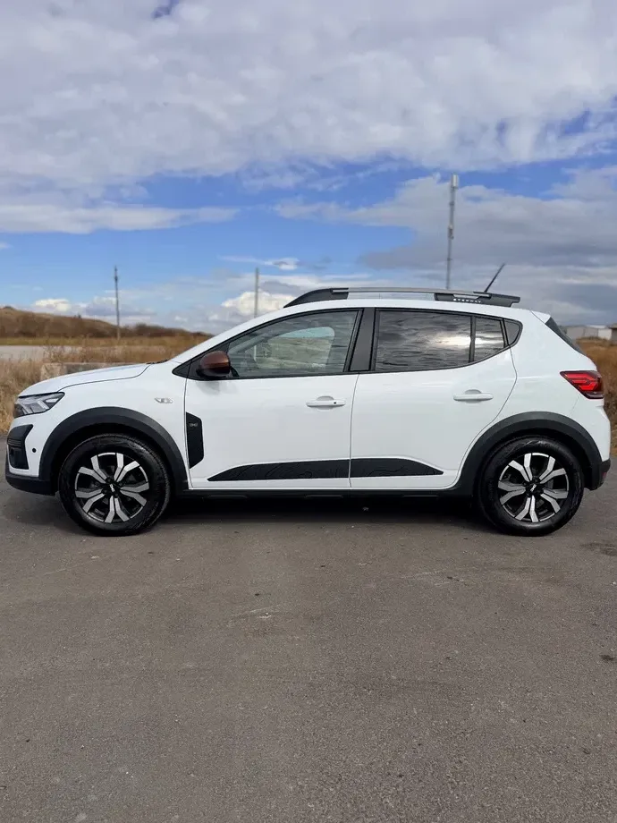 Dacia Sandero Stepway III TCe 90 CVT Extreme — imagine 10