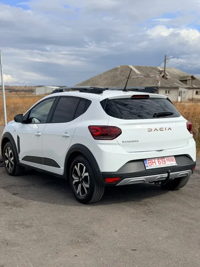 Dacia Sandero Stepway III TCe 90 CVT Extreme — imagine 4