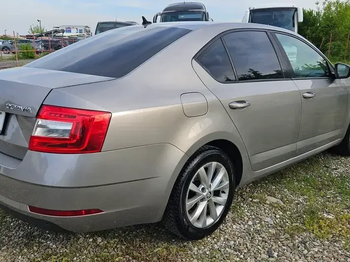 Škoda Octavia IV