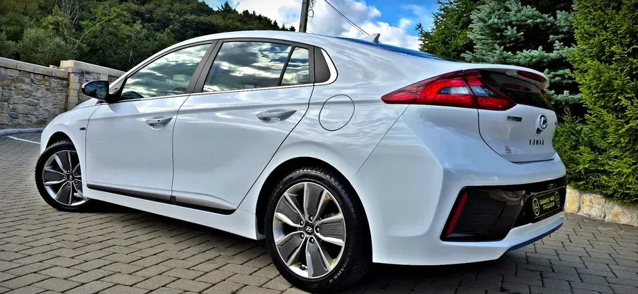 Hyundai IONIQ 1.6 GDI Premium — imagine 3