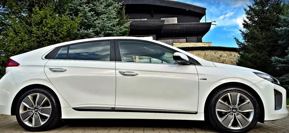 Hyundai IONIQ 1.6 GDI Premium — imagine 6