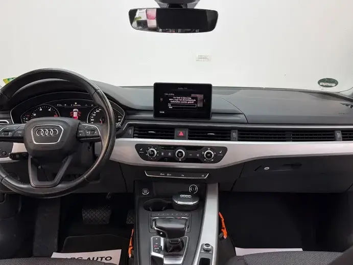 Audi A4 Limuzina B9