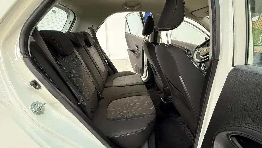Kia Picanto — imagine 8