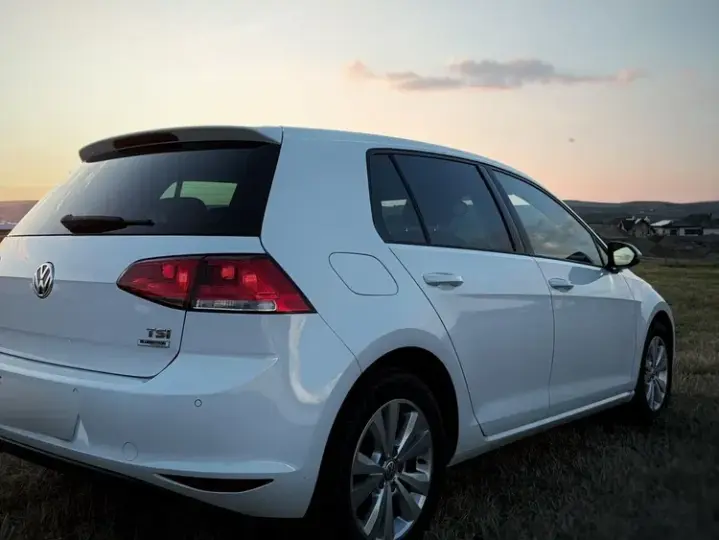 Volkswagen Golf 1.2 TSI DSG Comfortline
